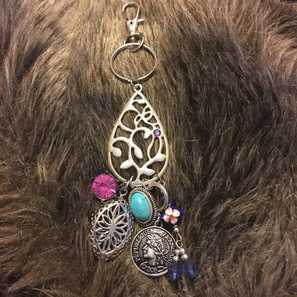Vintage repurpose salvaged estate gem keychain
